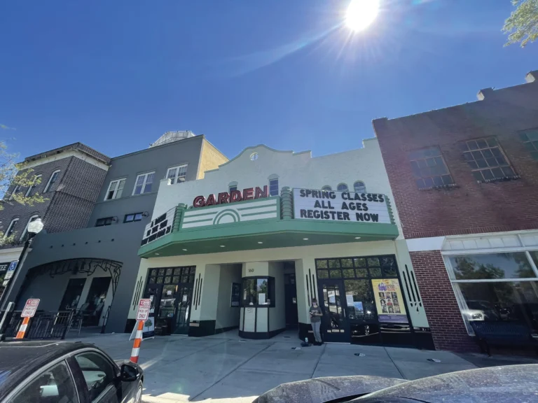Garden Theatre on Plant
